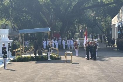 Prabowo Lantik 2.000 Perwira Remaja TNI-Polri